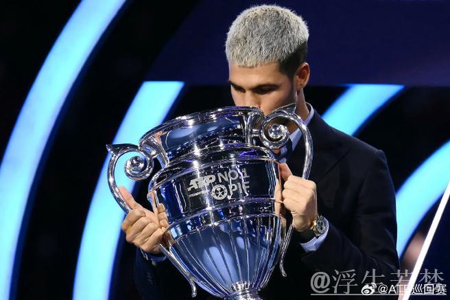 ATP年度奖项公布:阿尔卡拉斯独揽三奖,辛纳连续3年最受欢迎 ATP年度奖项公布:阿尔卡拉斯独揽三奖,辛纳连续3年最受欢迎